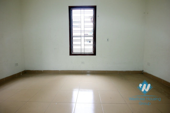 Unfurnished cheap 4 floors house for rent in Tayho 